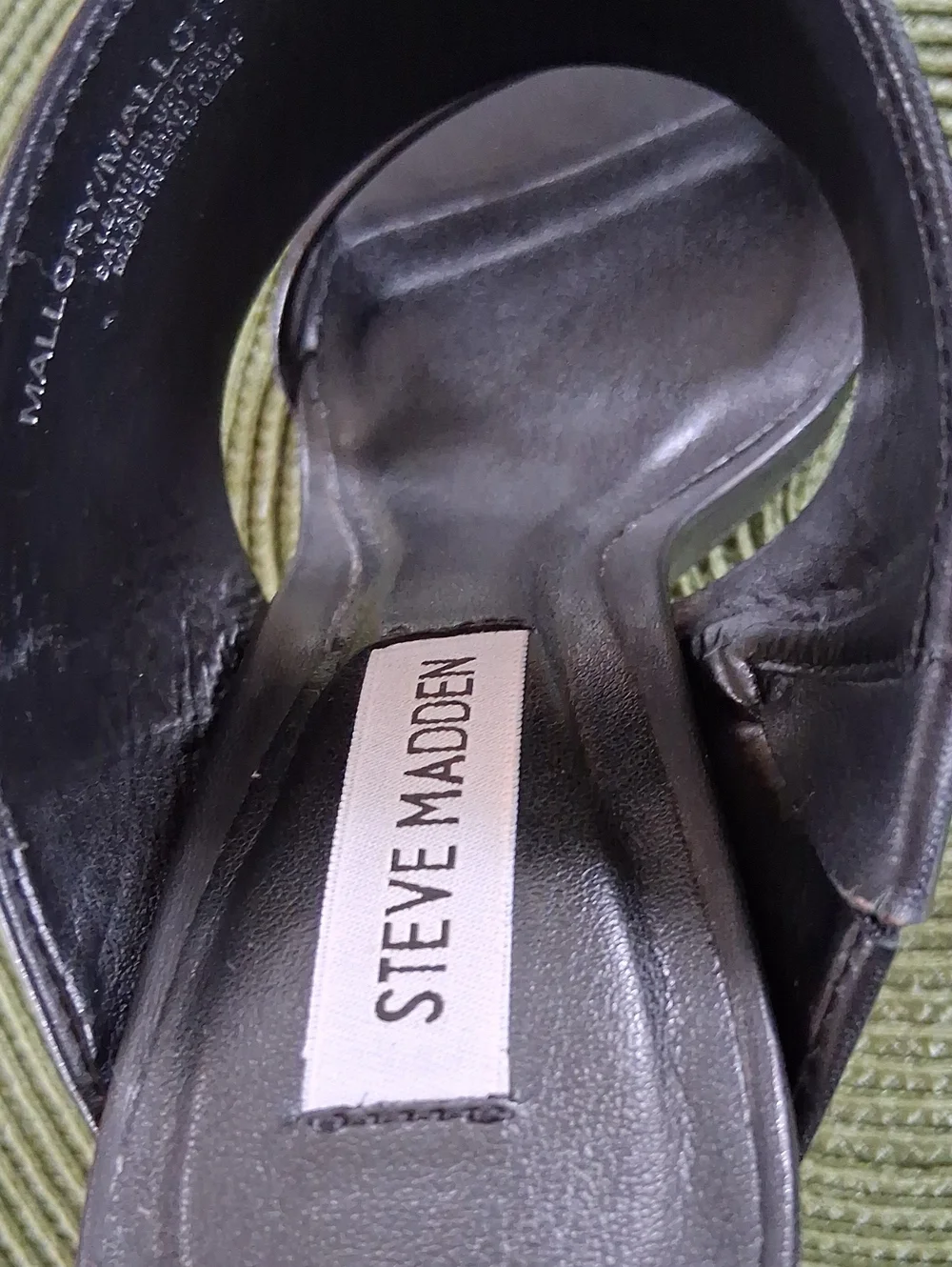 Steve Madden Black Leather Mallory Whimsigoth Sleek Stilleto Heels Size 6 - Picture 5 of 9